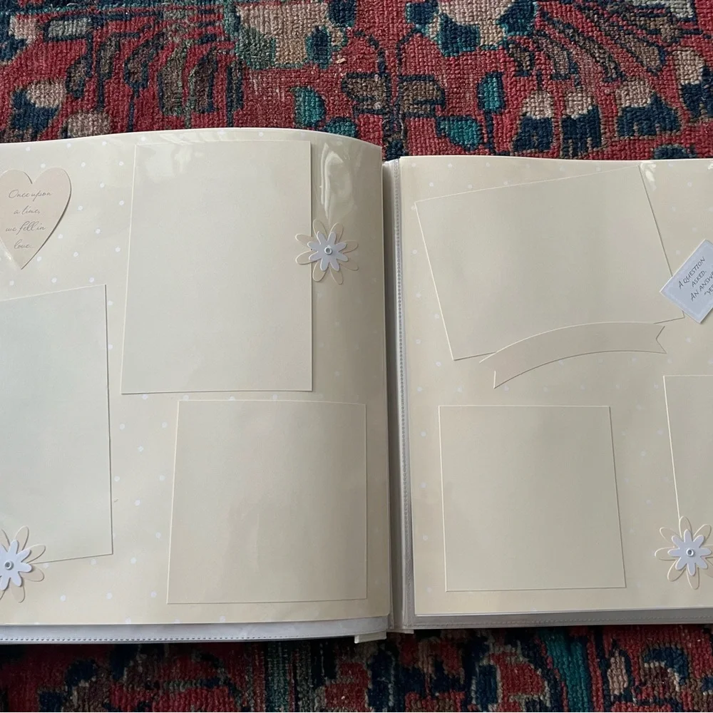 Hallmark Cream Instant Scrapbook with Heart Design - Picture 3 of 7
